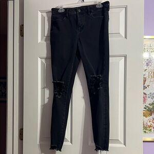 American Eagle Outfitters Black Distressed Skinny Jeans